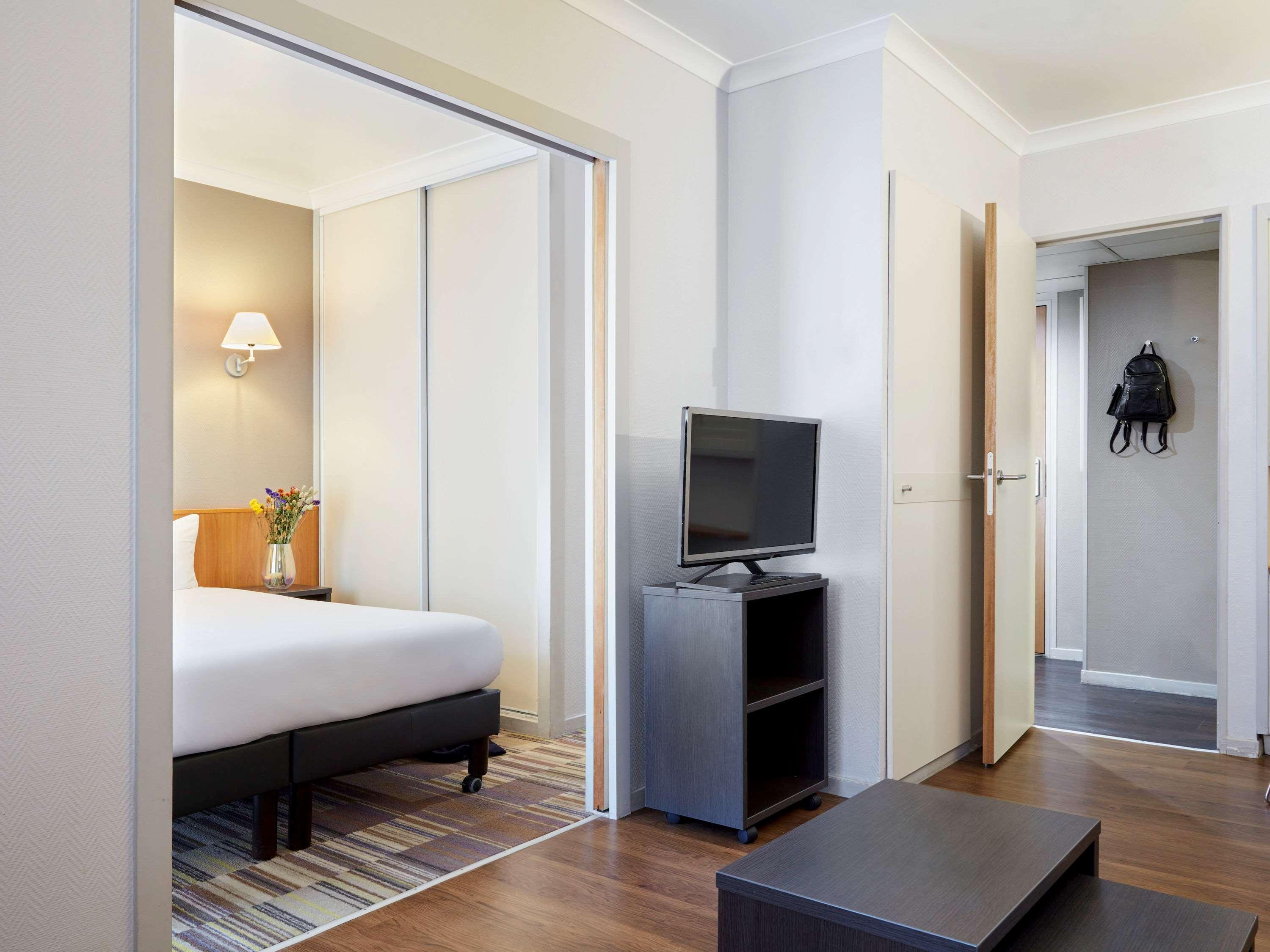 Aparthotel Adagio La Défense Le Parc Courbevoie Exterior foto