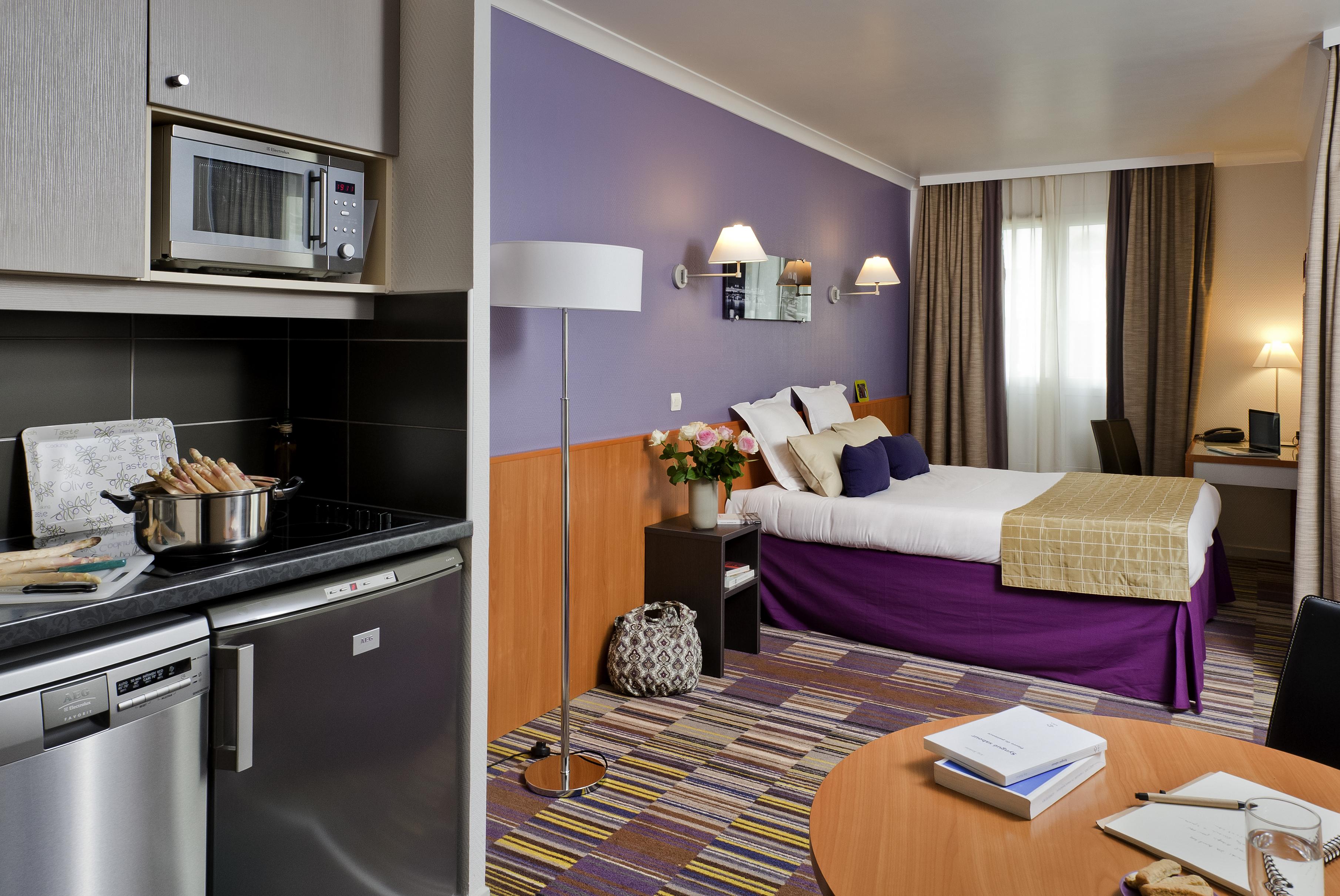 Aparthotel Adagio La Défense Le Parc Courbevoie Habitación foto