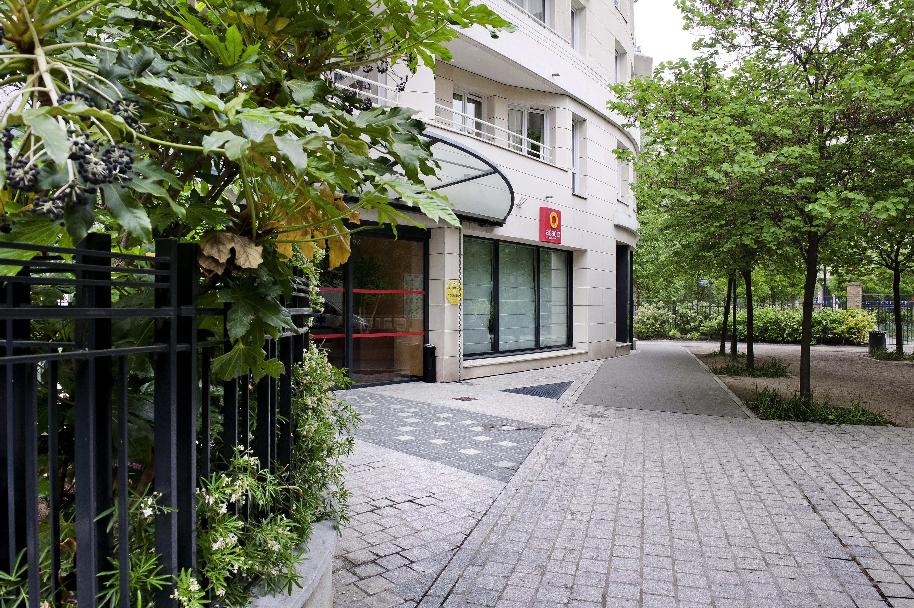 Aparthotel Adagio La Défense Le Parc Courbevoie Exterior foto